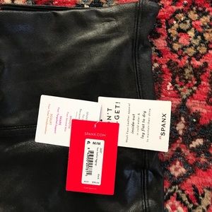 💥ON SALE today - NWT Spanx Faux Leather Leggings